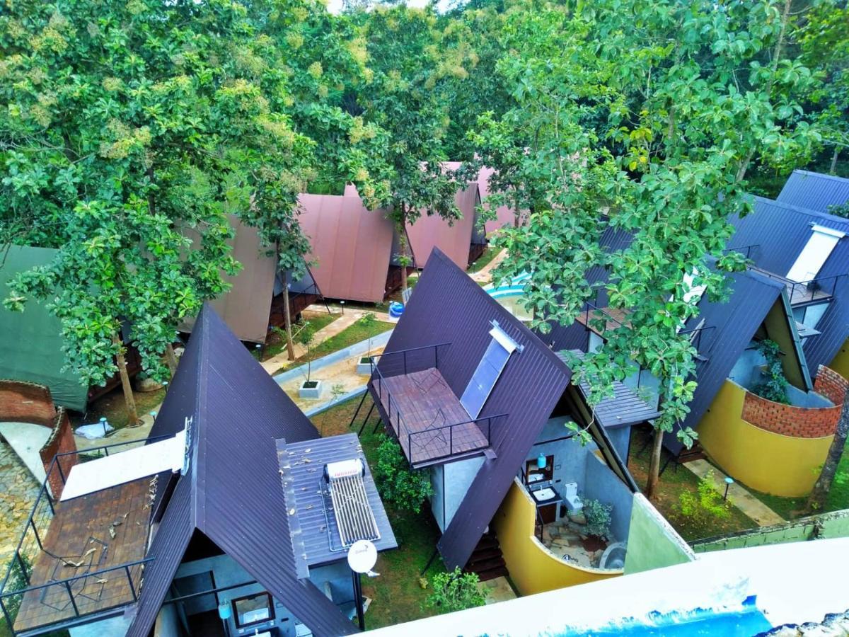 Kottawatta River Bank Resort Удавалаве Экстерьер фото