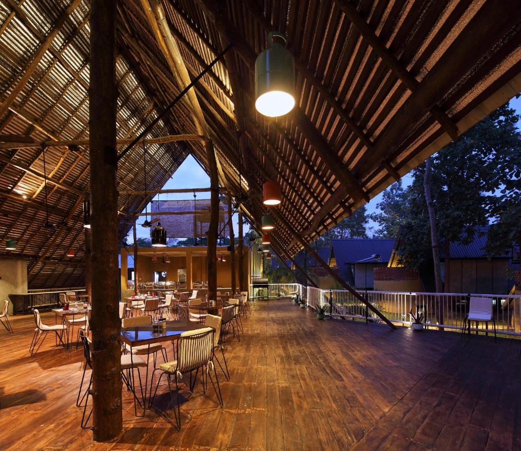 Kottawatta River Bank Resort Удавалаве Экстерьер фото